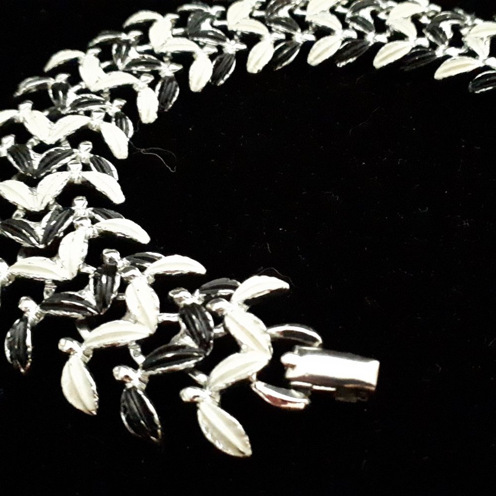 Black and White Vintage 1970's Bracelet